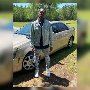 Meet your Posher, Zay